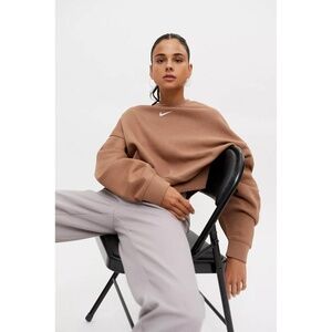 NIKE Women’s Essential Fleece Crew Neck Sweatshirt in Brown-Size X-Large